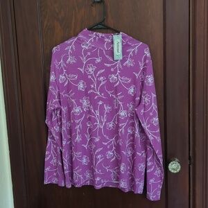 New with Tags Natural Ultra Soft Floral Purple & White Long Sleeve Mockneck XL
